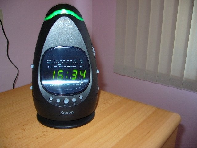 Nieuw verpakte klokradio/wekkerradio/wekker, Huis en Inrichting, Woonaccessoires | Klokken, Ophalen of Verzenden, Nieuw, Analoog