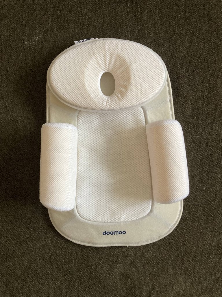 Cale bébé dorsal multi sleep Doomoo, Enfants & Bébés, Enlèvement, Utilisé