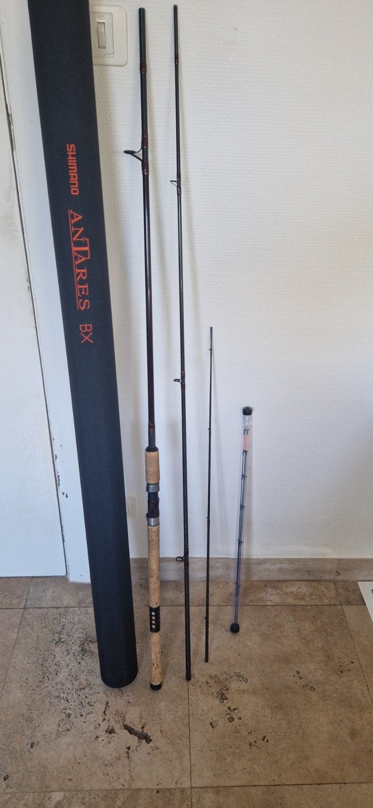 Tekoop, Antares BX feeder + 3x fireblood feeders + 4 Daiwa m, Enlèvement, Utilisé