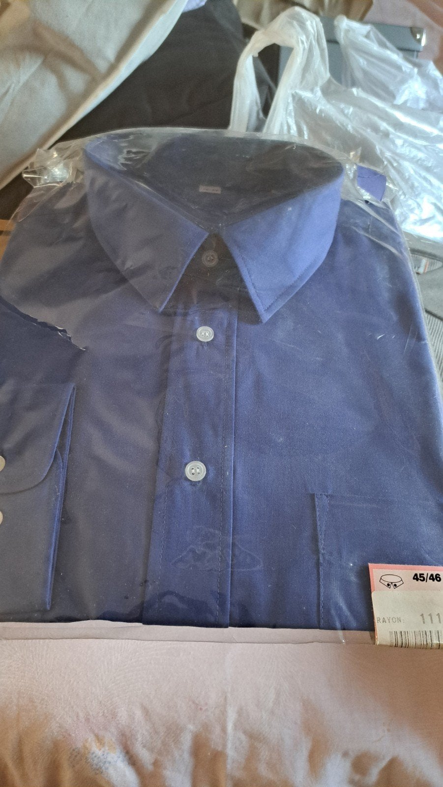 Chemise  homme/ herenhemd, Enlèvement