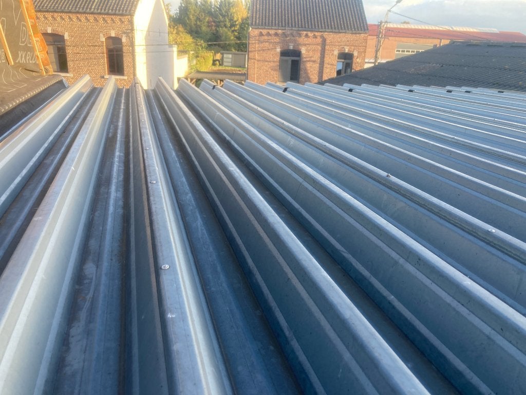Tôles ondulées Steeldeck de 160 mm de haut, Enlèvement, Utilisé, 250 mm ou plus, Autres types