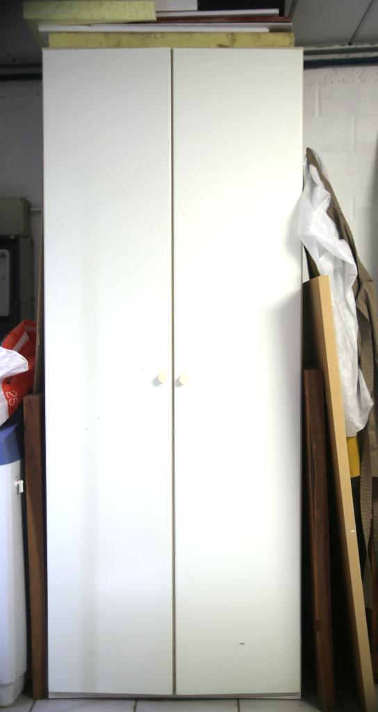 Garderobe van Svedex, Ophalen
