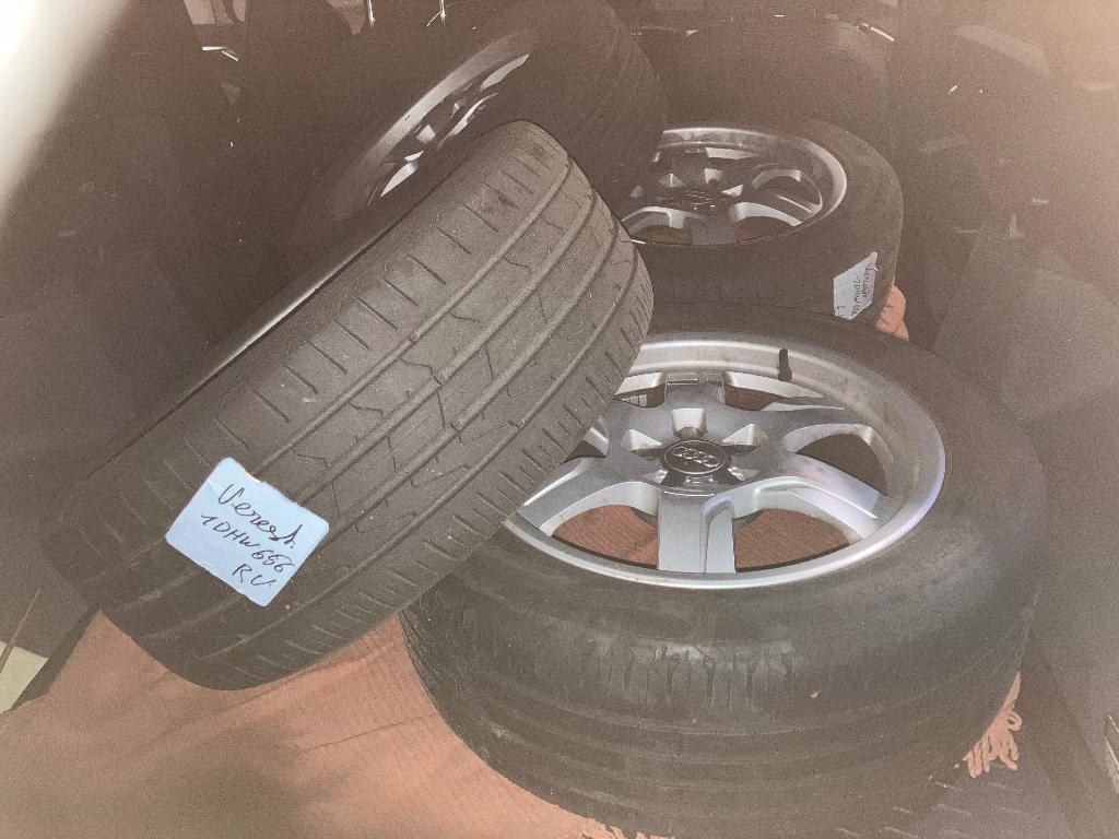 Autobanden Audi zomerbanden prima staat, Auto-onderdelen, Banden en Velgen, Ophalen, Zomerbanden