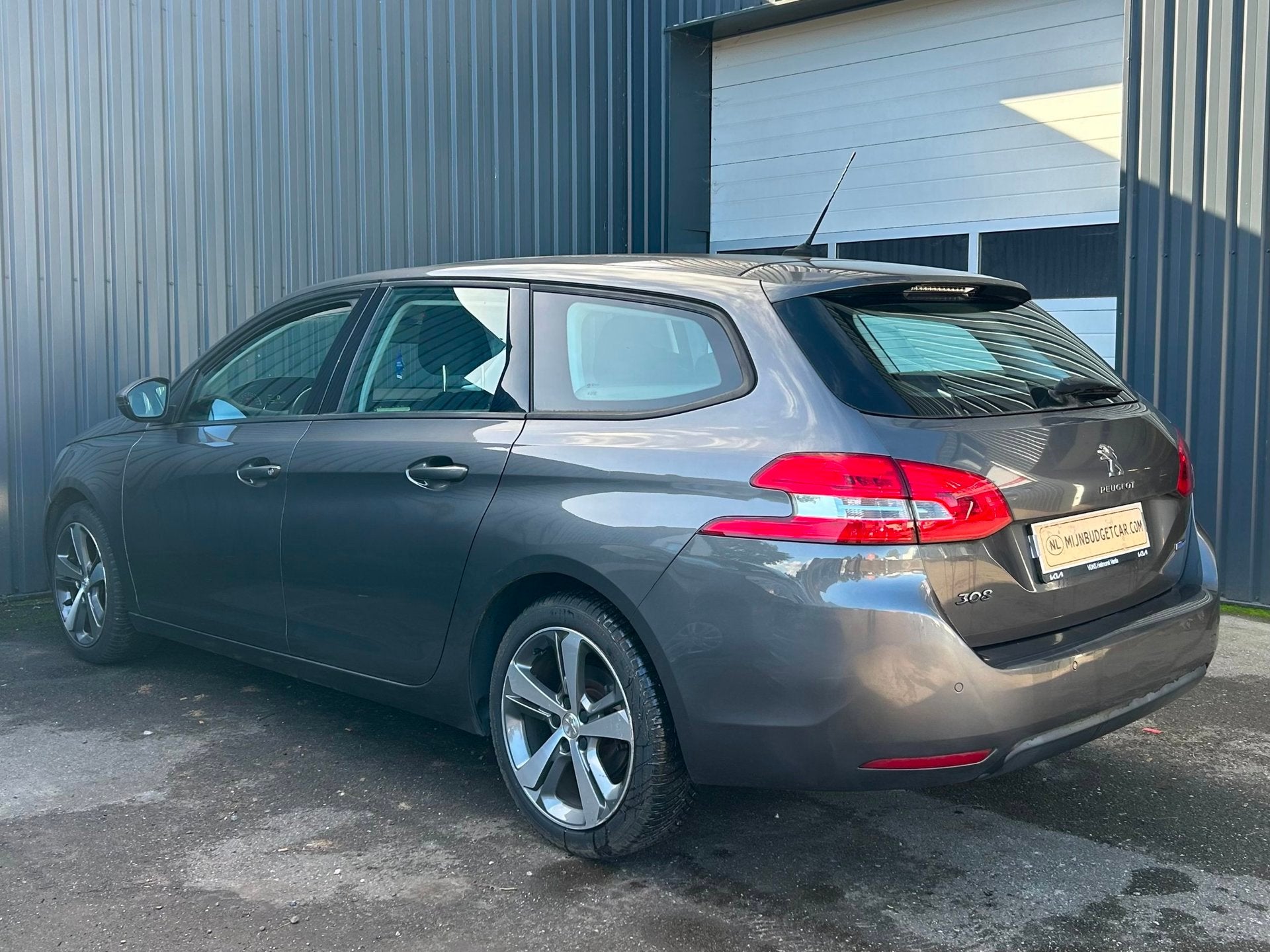 Peugeot 308 SW 2016 Airco 1.2 Benzine Onderhoudsboekje!, Argent ou Gris, Achat, Euro 6, Entreprise