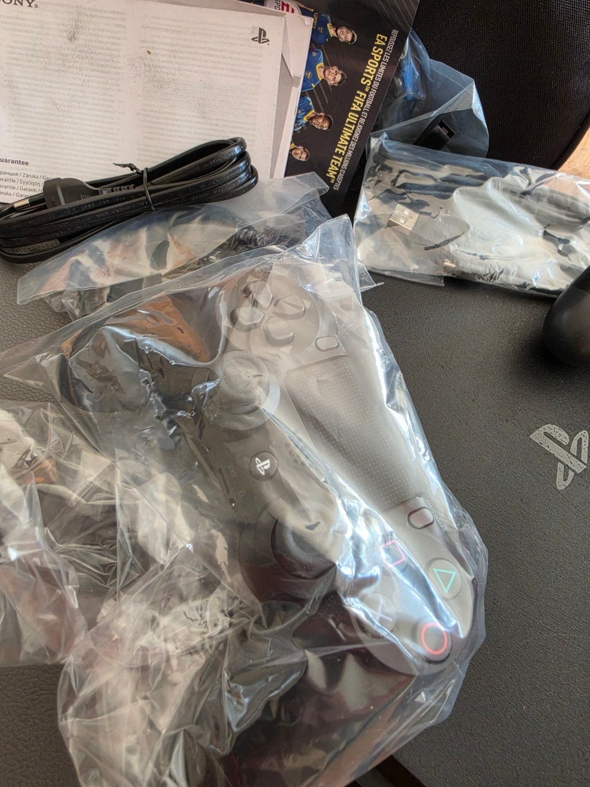 Playstation 4, Ophalen