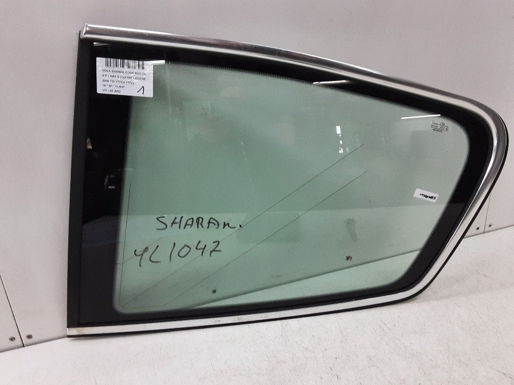 ZIJRUIT RECHTS ACHTER Volkswagen Sharan (7N) (7N0845298), Gebruikt, Volkswagen, Mevr. I. Hauben, Rue de l'Espoir 34 34
4030  GRIVEGNÉE, BE