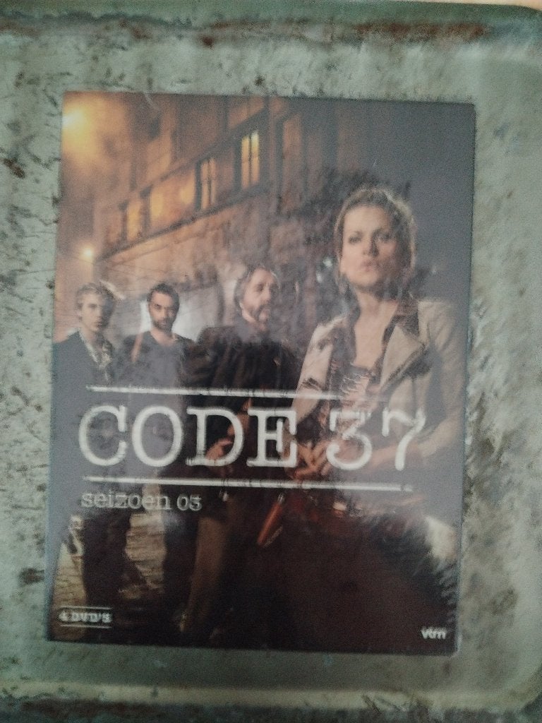 Code 37 – seizoen 3, CD & DVD, Enlèvement ou Envoi, Néerlandais, Neuf, dans son emballage, Drame