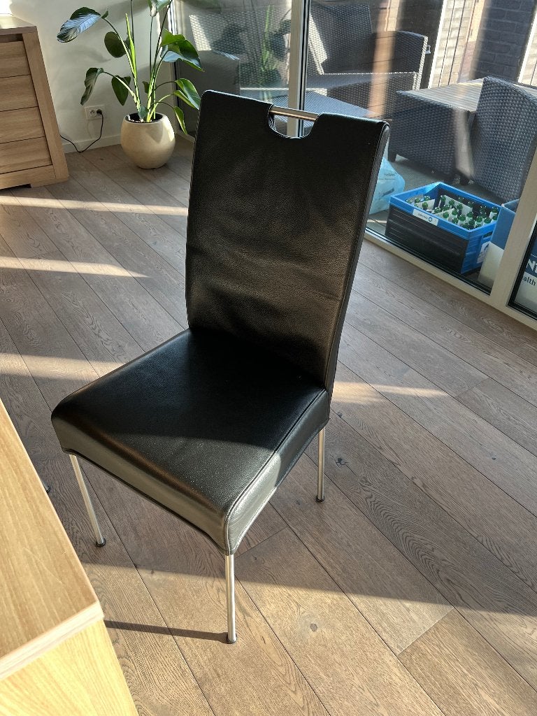 Zes zwarte stoelen van leer, Huis en Inrichting, Ophalen, Zwart, Leer, Zo goed als nieuw