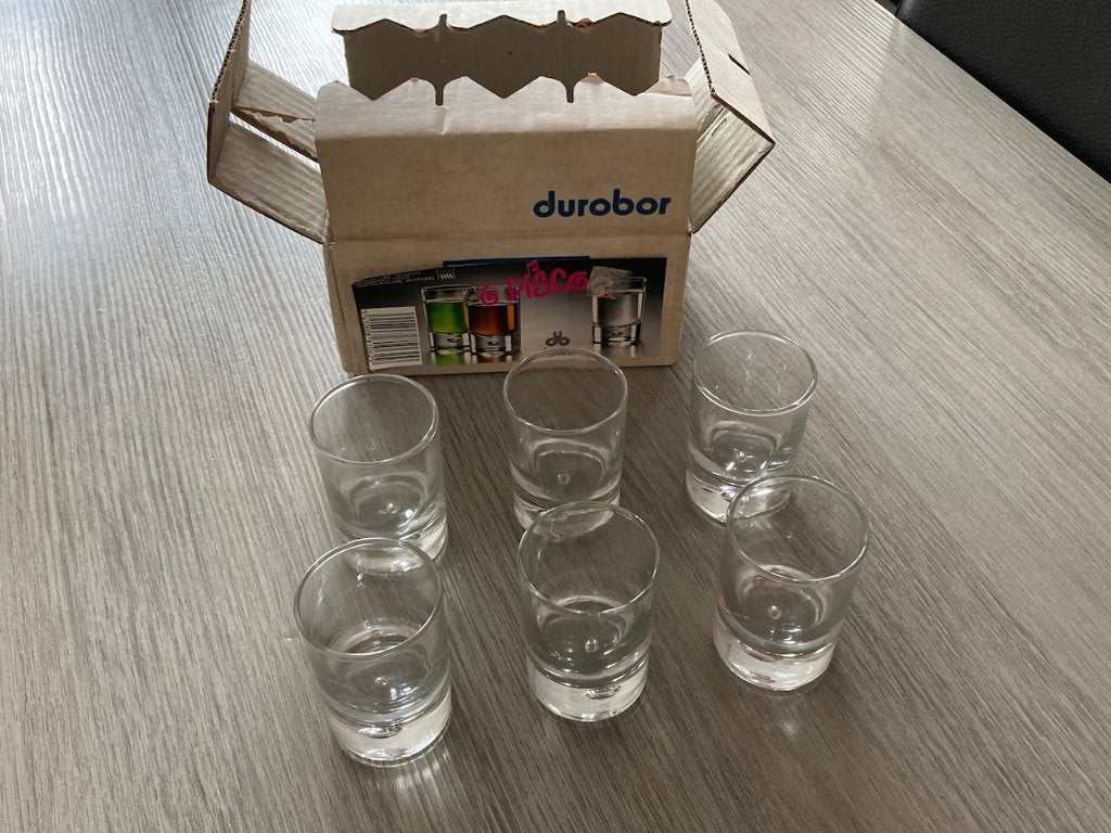 Aperitiefglaasjes, 6 stuks DUROBOR. Nieuwe staat, Enlèvement ou Envoi, Neuf, Verres et Verres à shot