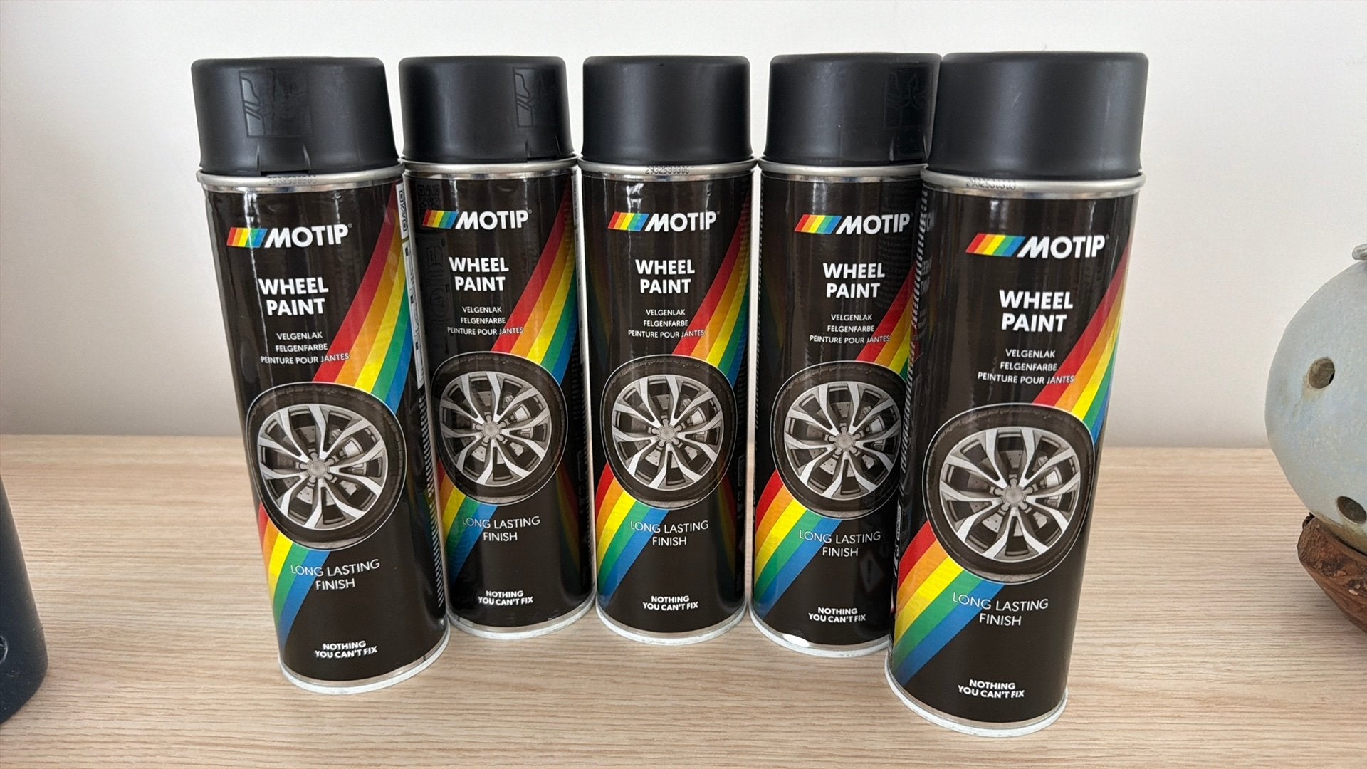 Bombes de peinture noir motip, Bricolage & Construction, Neuf, Moins de 5 litres, Peinture, Noir