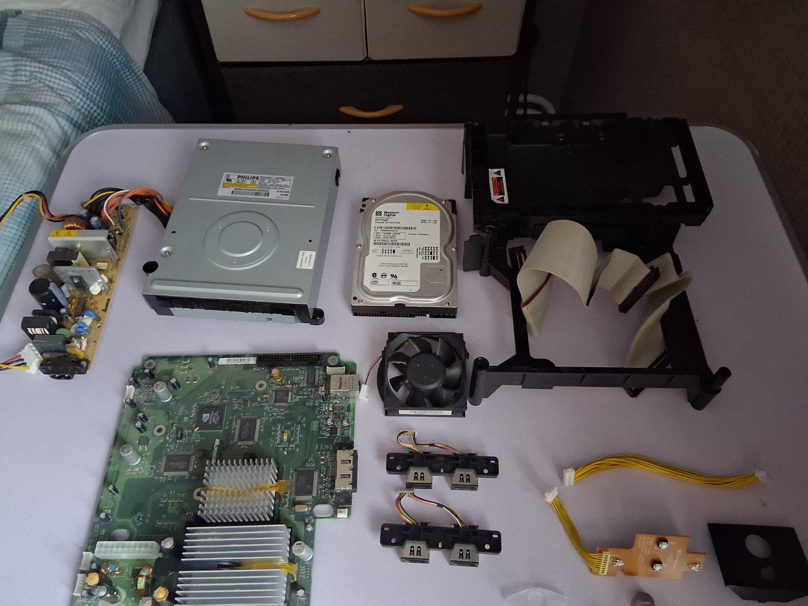 uitgebreid xbox classic onderdelen lot. zie omschrijving, Games en Spelcomputers, Spelcomputers | Xbox Original, Ophalen of Verzenden