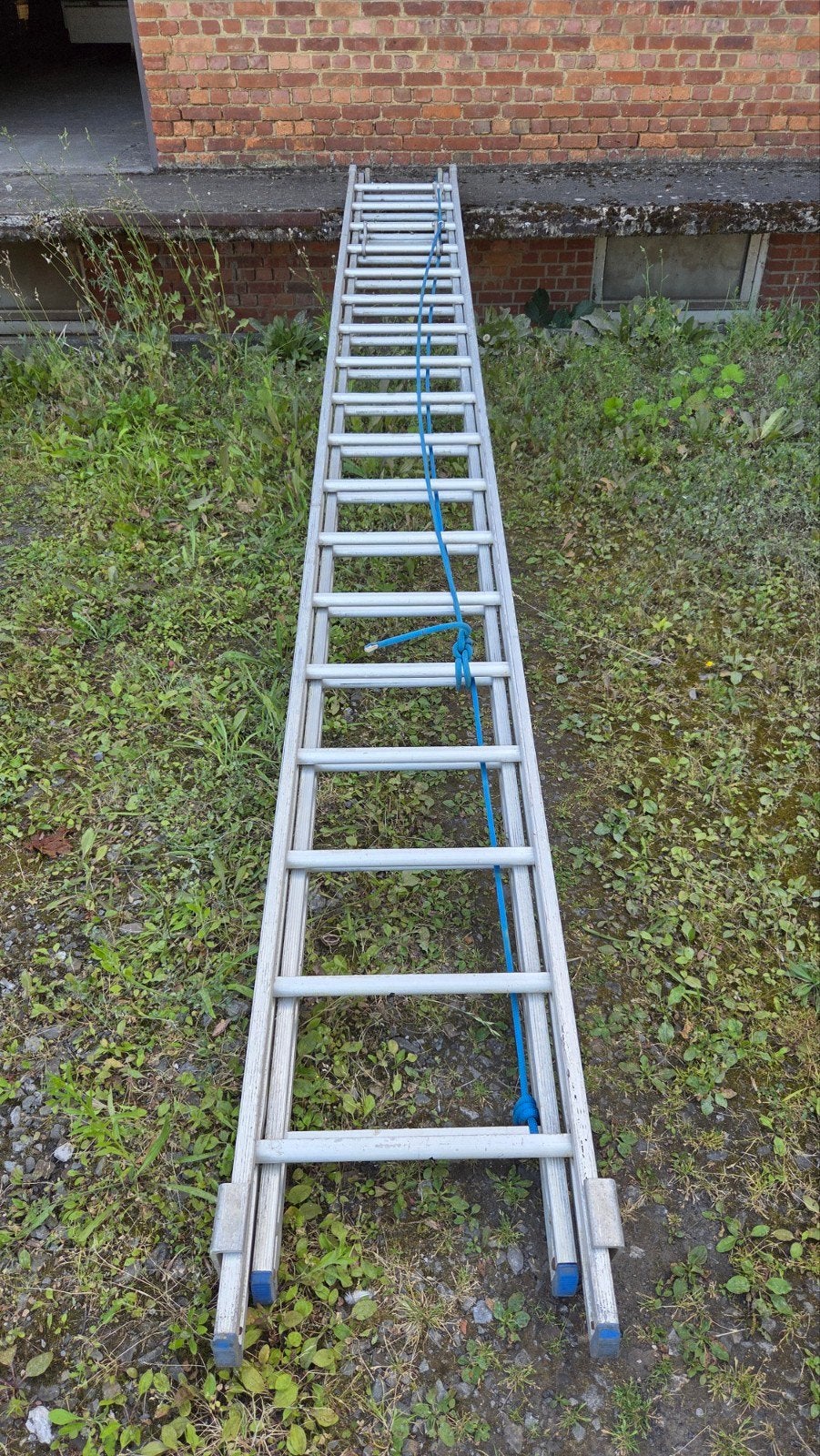 Solide Schuifladder 2*18, Ophalen
