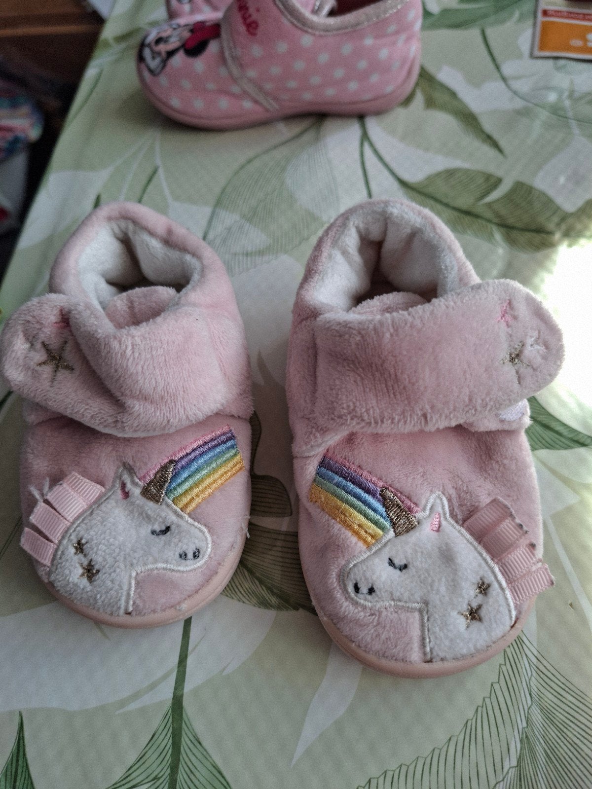 pantoffels meisje kind maat 21 eenhoorn. unicorn., Ophalen, Slofjes, Meisje, Zo goed als nieuw