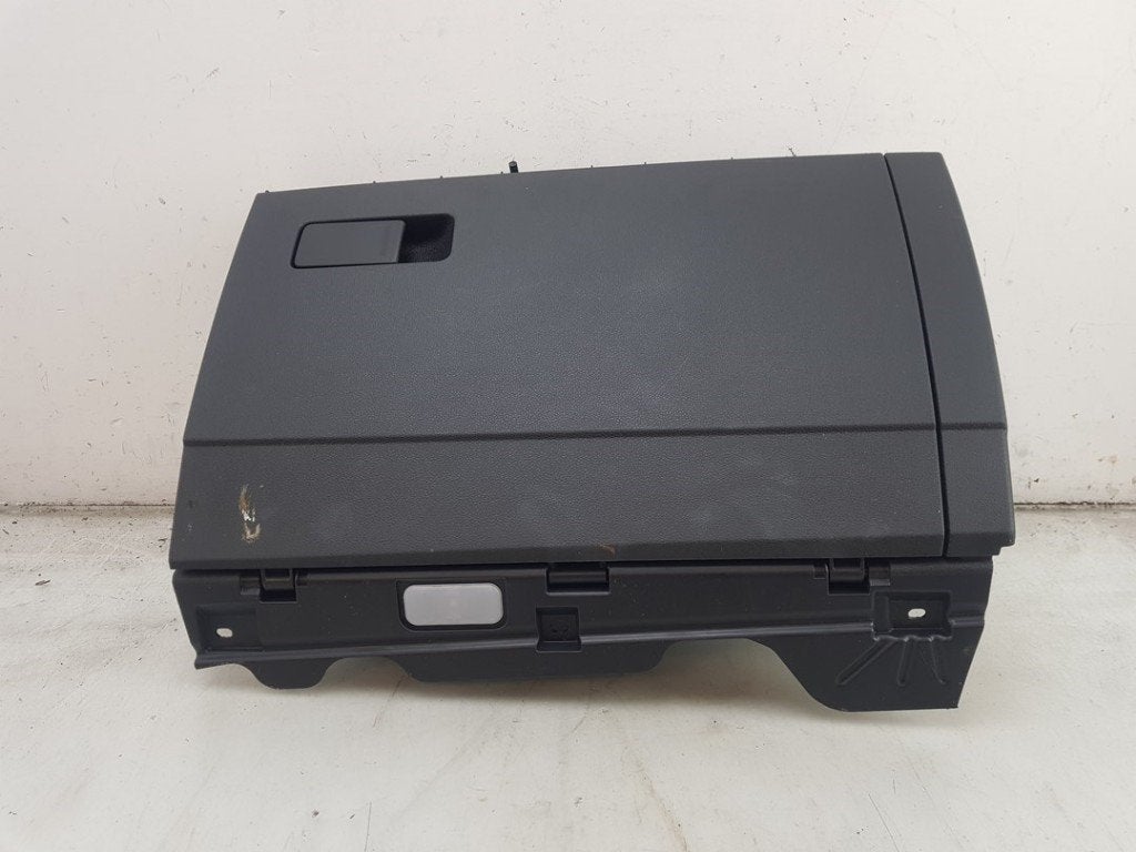 COMPARTIMENT A GANTS Volkswagen Golf VIII (CD1) (01-2019/-), Utilisé, Volkswagen