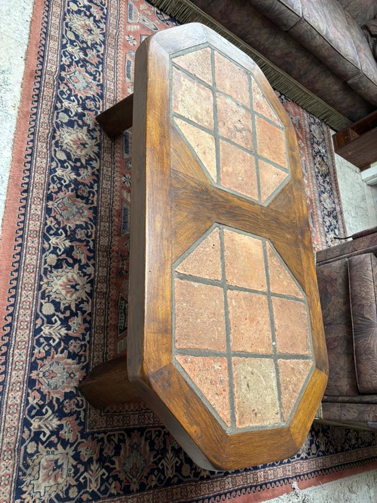 Stevige oude tafel, Ophalen