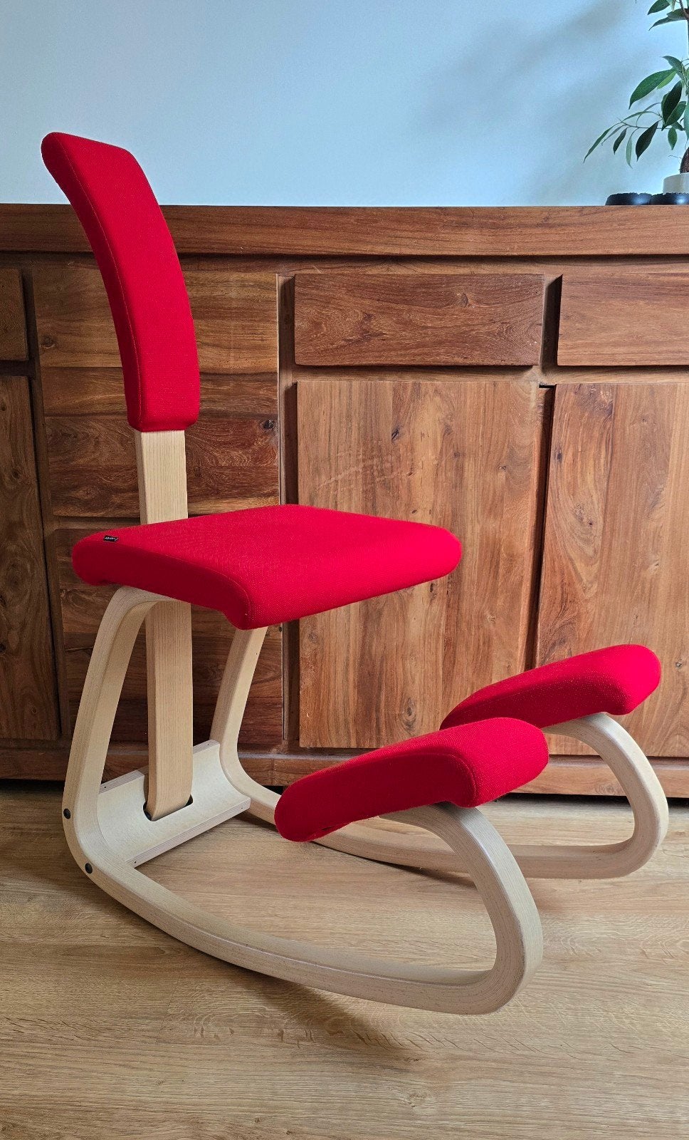 Varier Variable Balance plus bureau kniestoel, Ophalen
