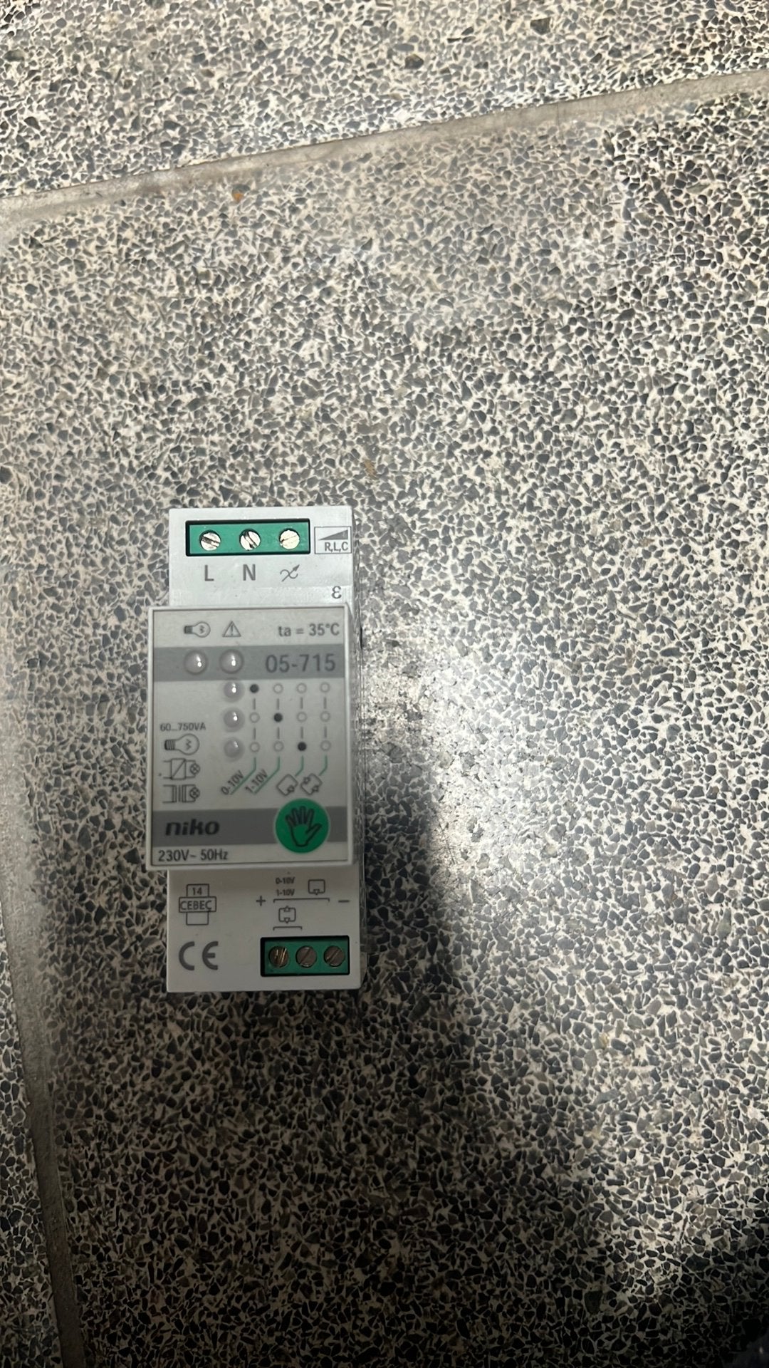 niko 05-715 Universele modulaire dimmer 750 VA (3 A), Ophalen, Dimmer