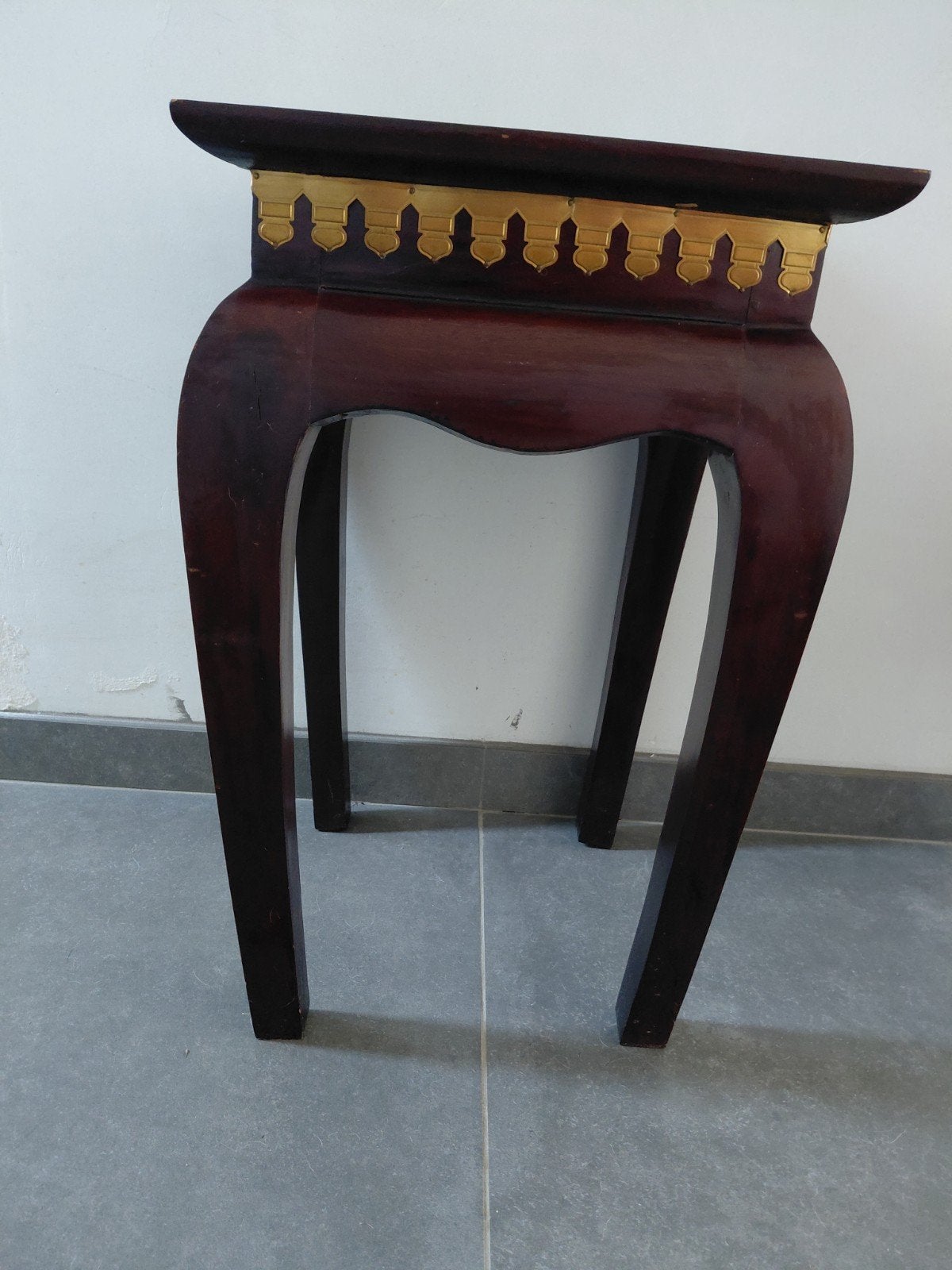 houten bijzettafel, Ophalen