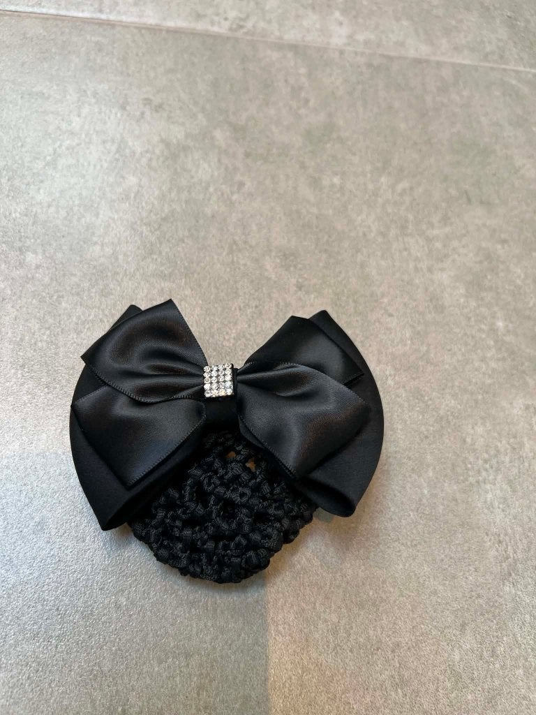 Nieuwe haarspeld / haarstrik dressuur wedstrijd, Animaux & Accessoires, Neuf, Vêtements d'extérieur, Autres marques, Enlèvement ou Envoi