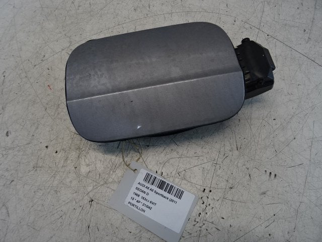TRAPPE D'ESSENCE Audi A5 Sportback (8TA) (01-2009/01-2017), Auto-Union-Straße  1,
85057  Ingolstadt, DE, Info@audi.de, Audi, Utilisé