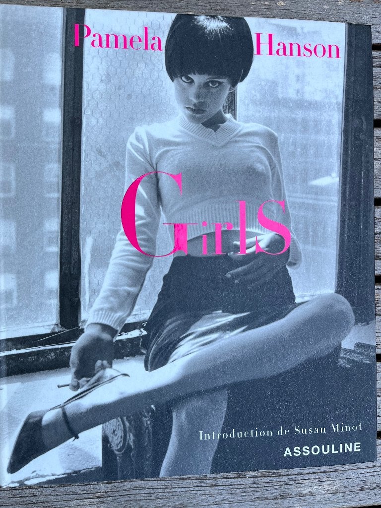 Livre "Girls" - Pamela Hanson - Ed. Assouline, Boeken, Pamela Hanson, Fotografie algemeen, Ophalen of Verzenden, Zo goed als nieuw