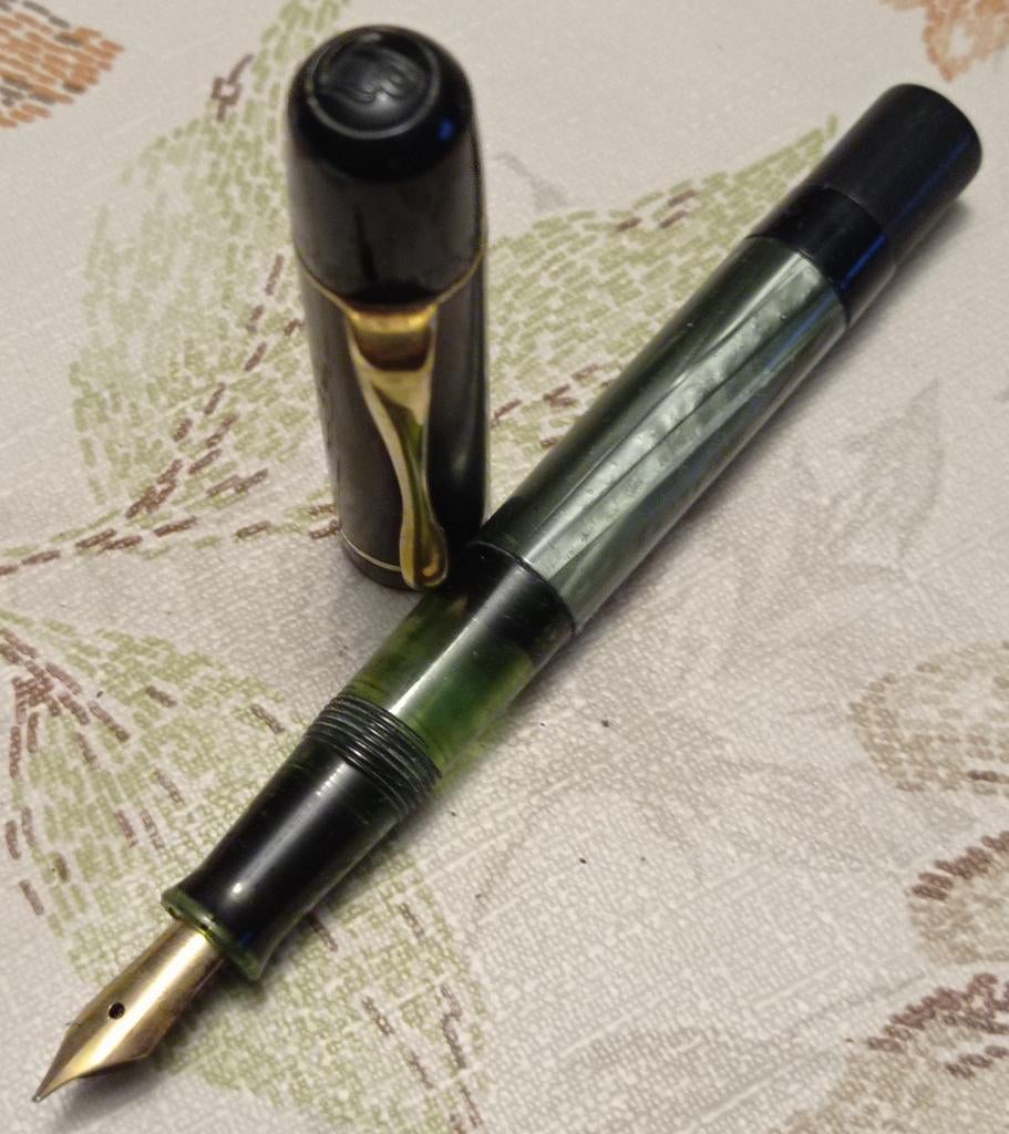 Stylo plume Pelikan 100n vintage nib F 14kts, Envoi, Stylo