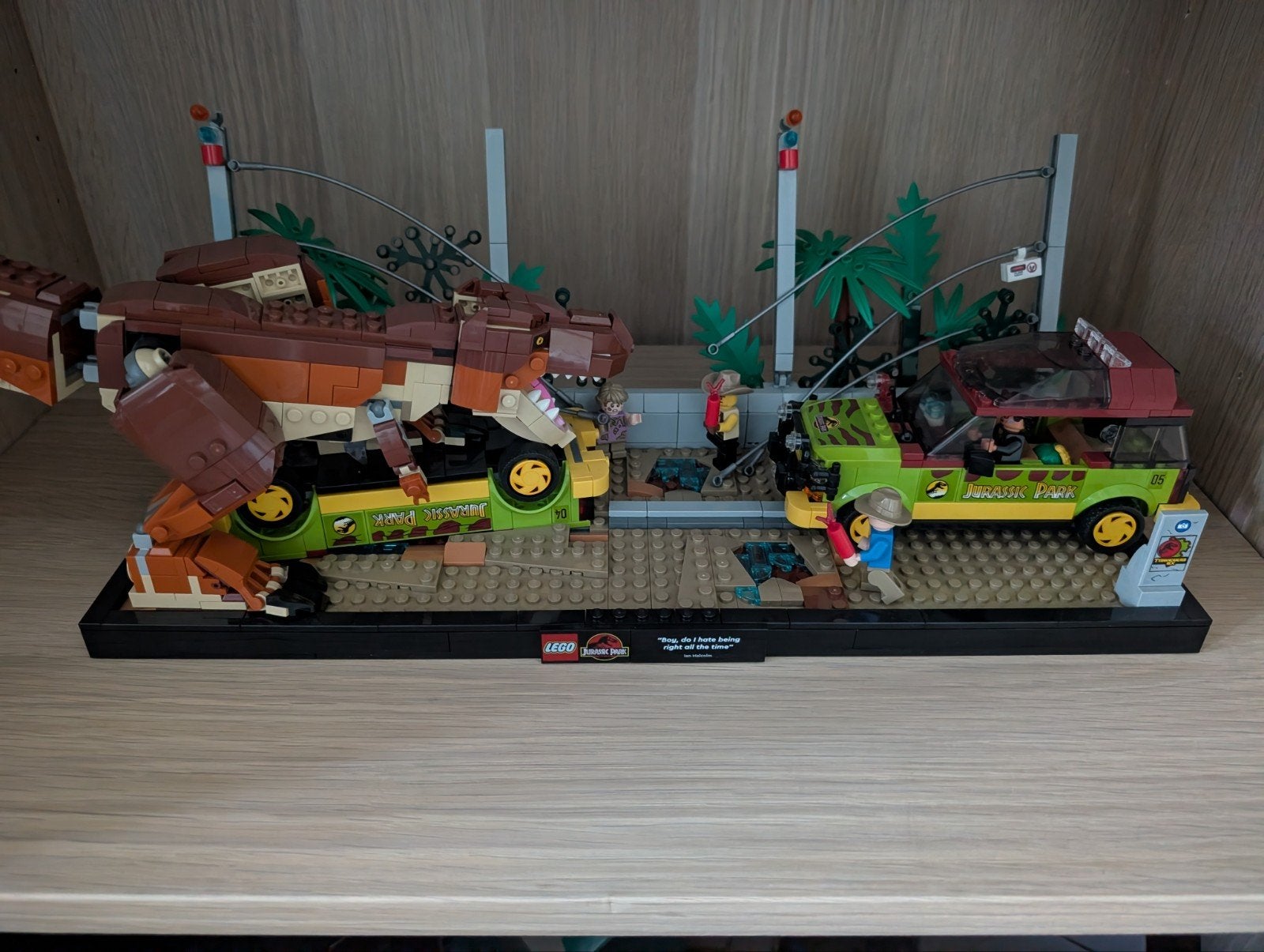 Lego, Enlèvement