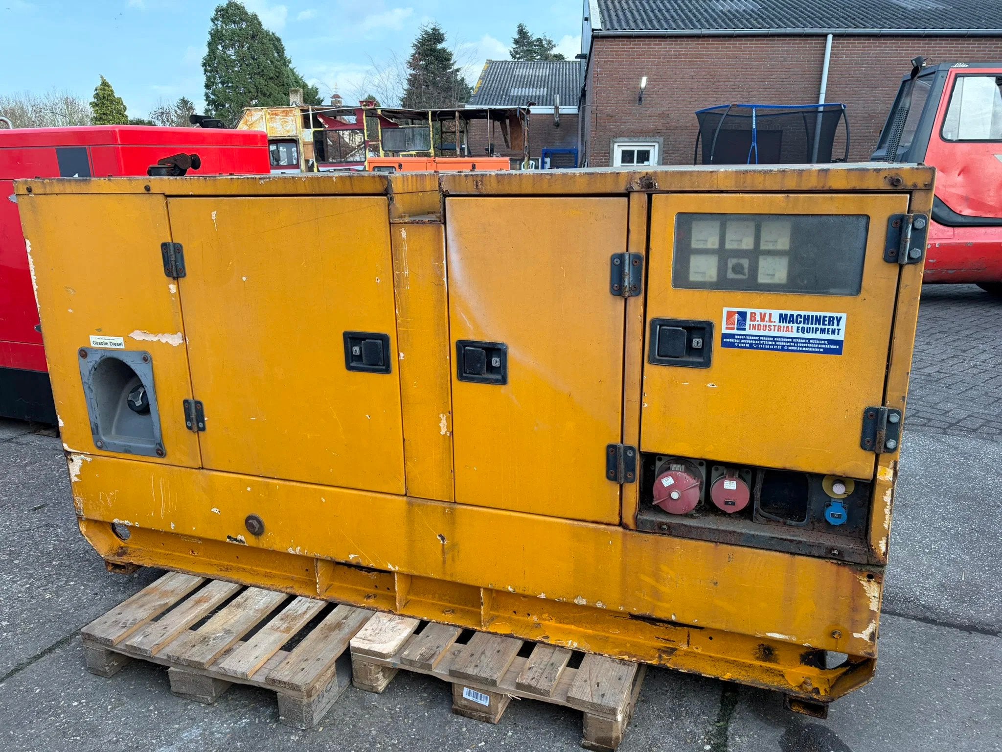 Atlas-Copco QAS78 80 KVA Perkins aggregaat generatorset