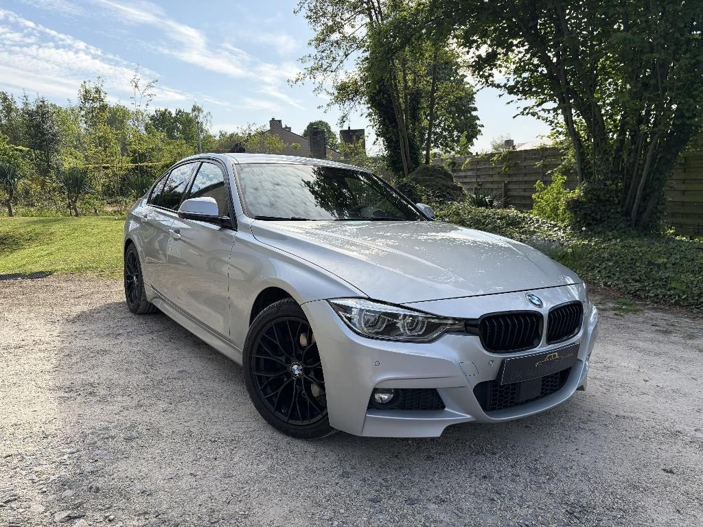 BMW 330e | Head Up Display | M-Sportpakket | Leder, Auto's, BMW, Automaat, Achterwielaandrijving, 4 cilinders, Leder