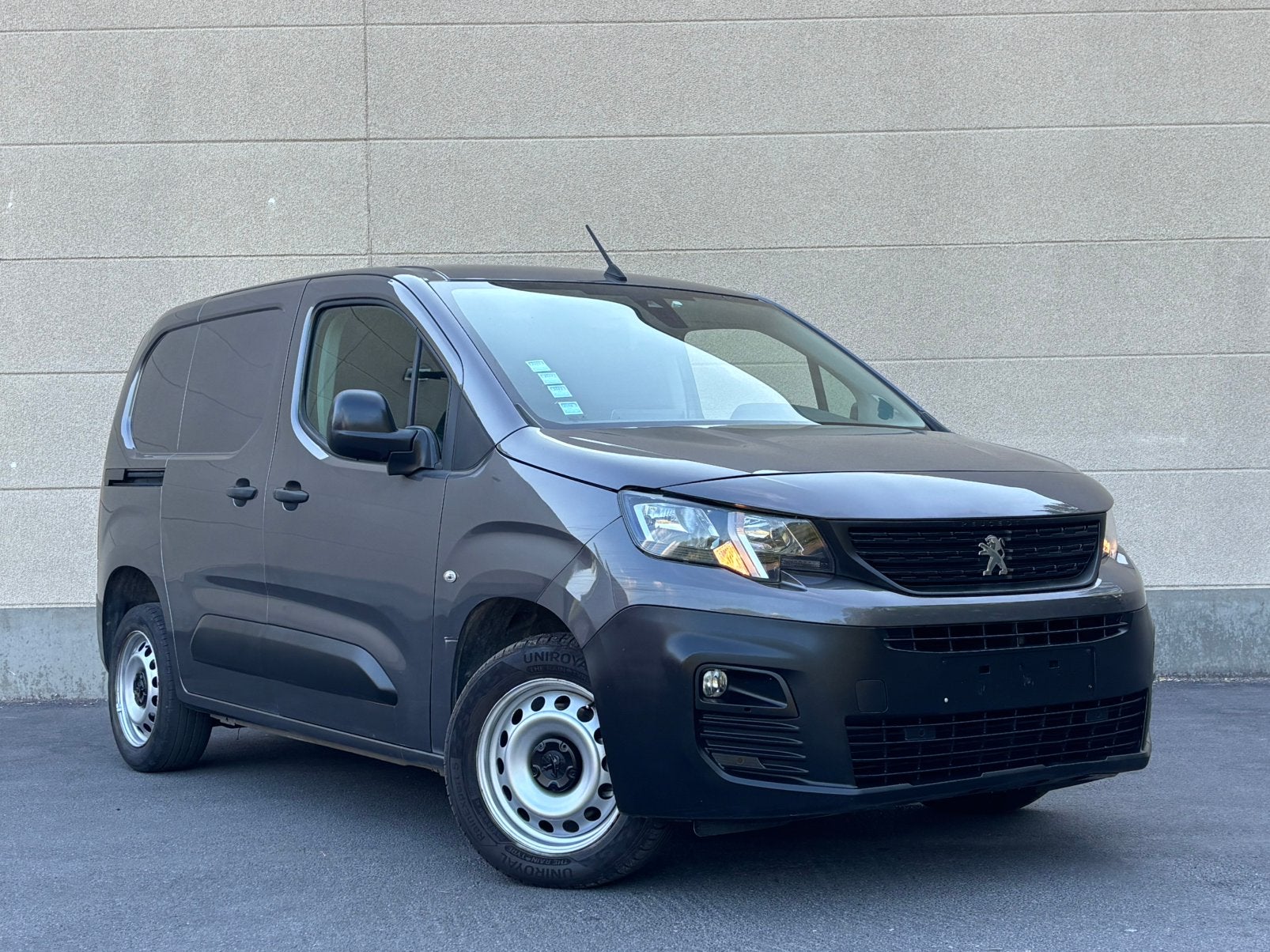 Peugeot partner 1.5Blue HDI /2019/180 000KM/96KW -131CH/, Autos, Peugeot, Achat, Euro 6, Entreprise, Boîte manuelle