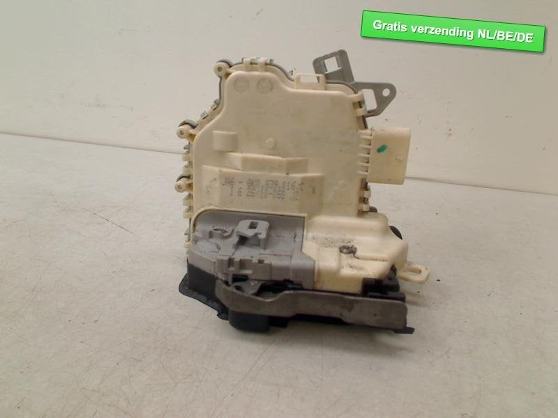 SERRURE DE PORTE ARRIÈRE DROITE A4 Avant (B8) (8K0839016C), Autos : Pièces & Accessoires, Carrosserie & Tôlerie, Auto-Union-Straße  1,
85057  Ingolstadt, DE