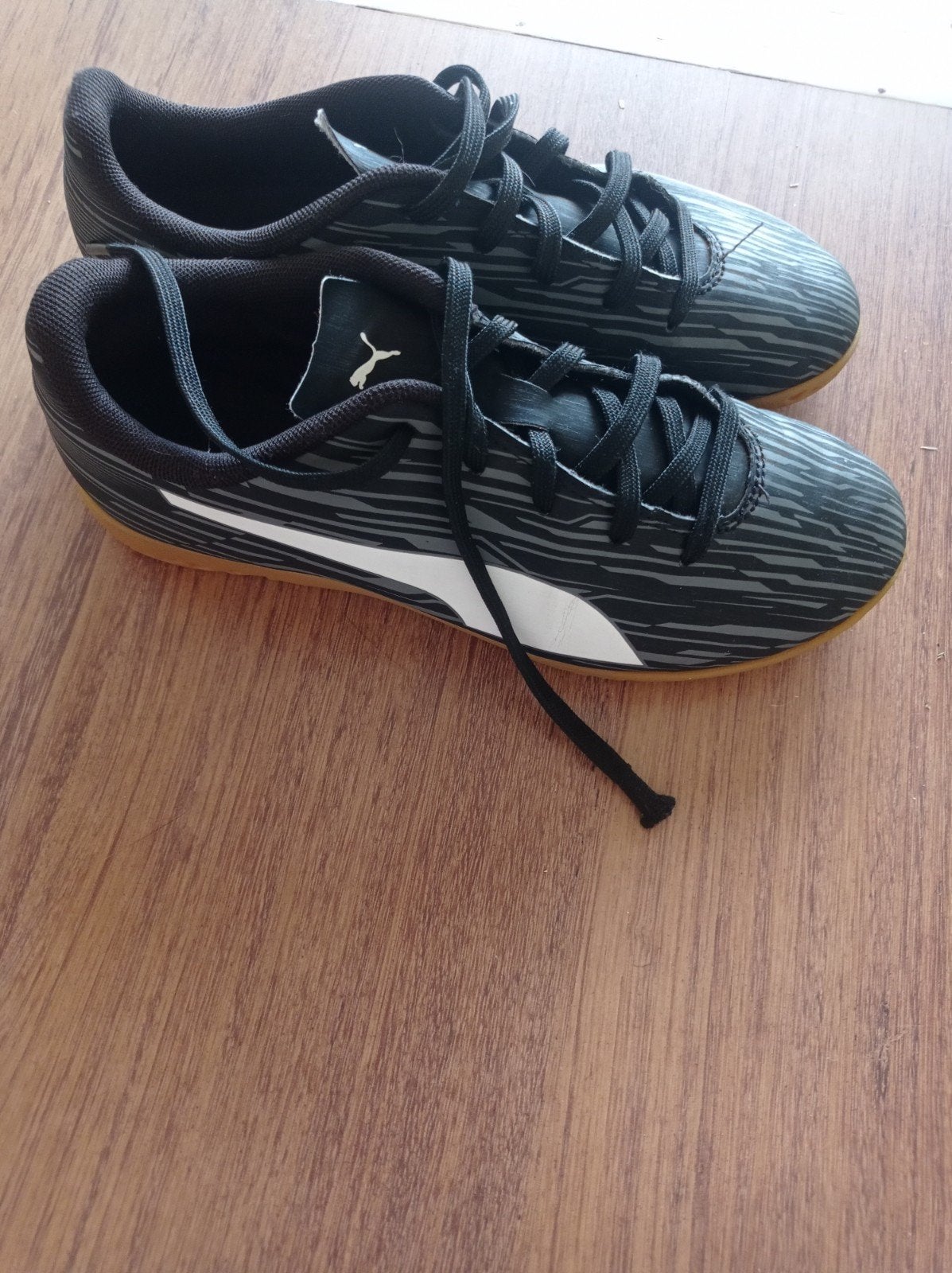 Puma schoenen, Ophalen