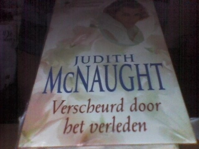 Verscheurd door het verleden (Judith McNaught) -SEALED, Boeken, Ophalen of Verzenden, Nieuw