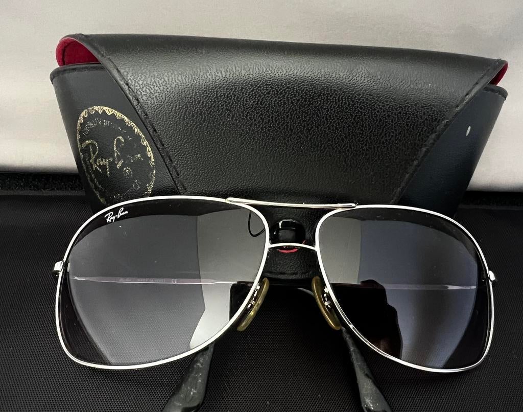 Ray-Ban Aviator Zonnebril - Klassiek en Tijdloos, Envoi, Comme neuf, Lunettes de soleil, Ray-Ban