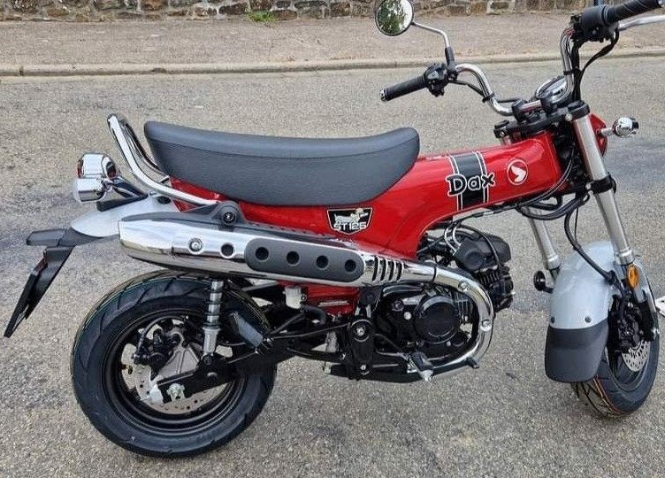 Honda st125 - 0 km - Staat nieuw - 10.2023, Motoren, Motoren | Honda, LED Verlichting, Nieuw, Particulier, 125 cc