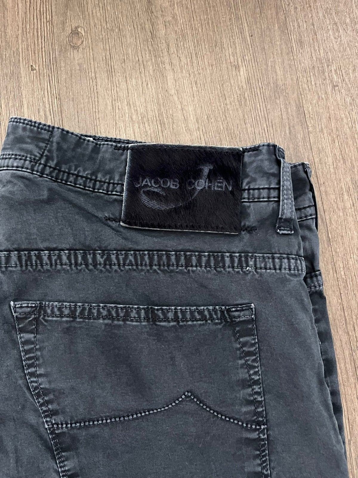 Jacob Cohen short size 33 type J6613 comfort, Enlèvement ou Envoi, Comme neuf, Bleu, W33 - W34 (confection 48/50)