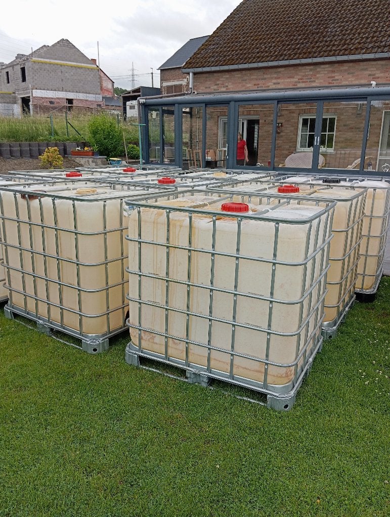 cage de citerne IBC, 150 litres ou plus, Enlèvement, Utilisé, Avec robinet