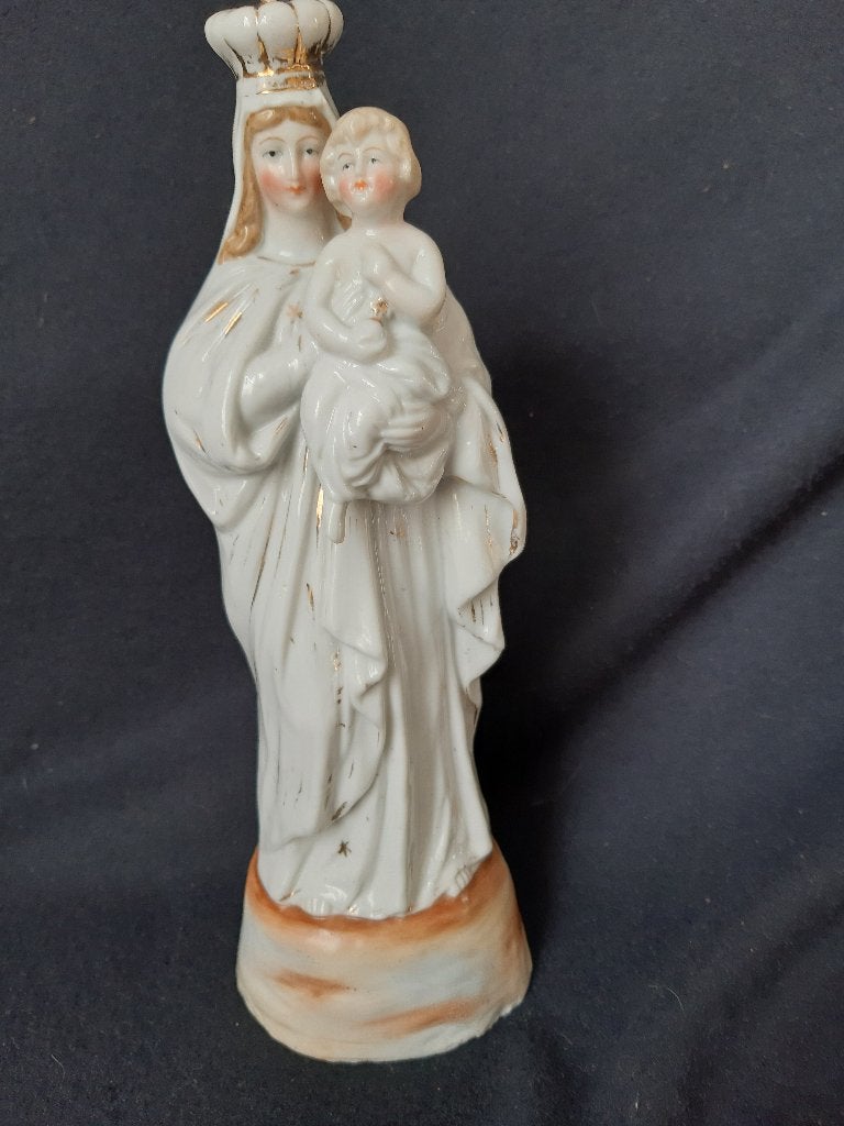 Ancienne vierge couronnée, Enlèvement ou Envoi