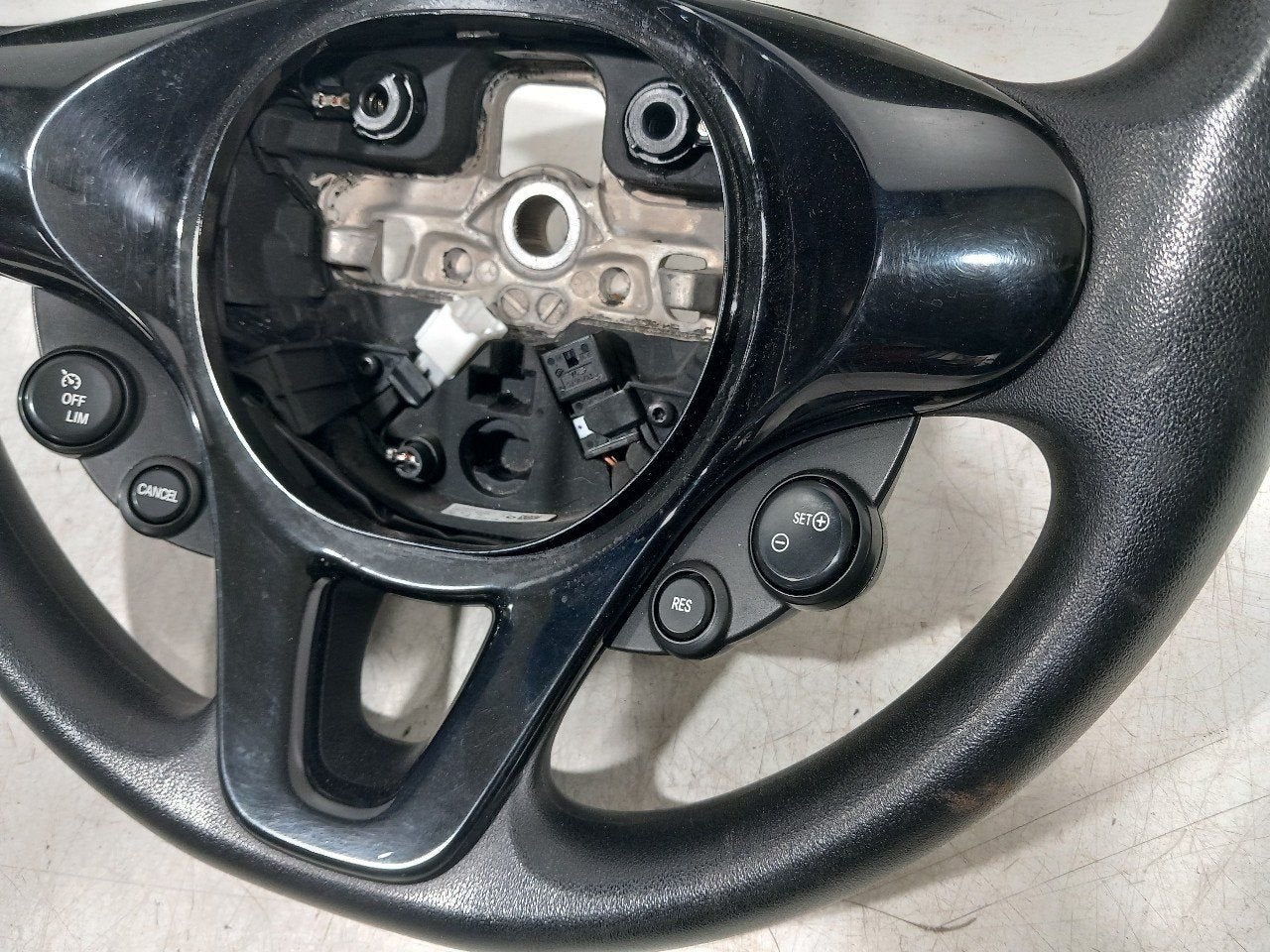 Stuur Smart Forfour, Onderdelen@venauto.nl, Van der Ven Autorecycling B.V., Gebruikt, Ettenseweg 76, 4706 PB Roosendaal, The Netherlands