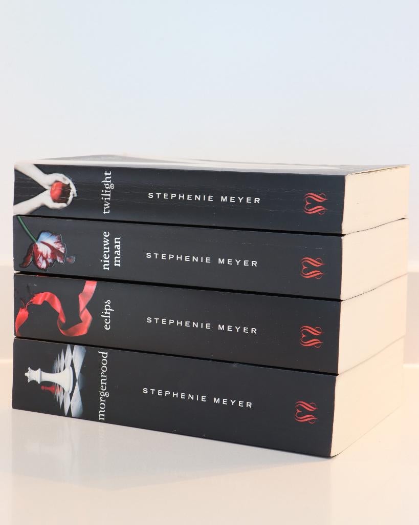 The Twilight Saga – Volledige boekenreeks, Boeken, Ophalen of Verzenden, Gelezen, Stephenie Meyer