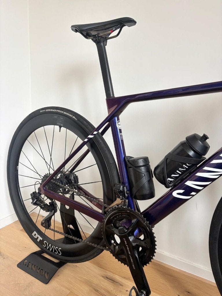Canyon Ultimate CFR DI2 AERO, Overige merken, 28 inch, 10 tot 15 versnellingen, 49 tot 53 cm