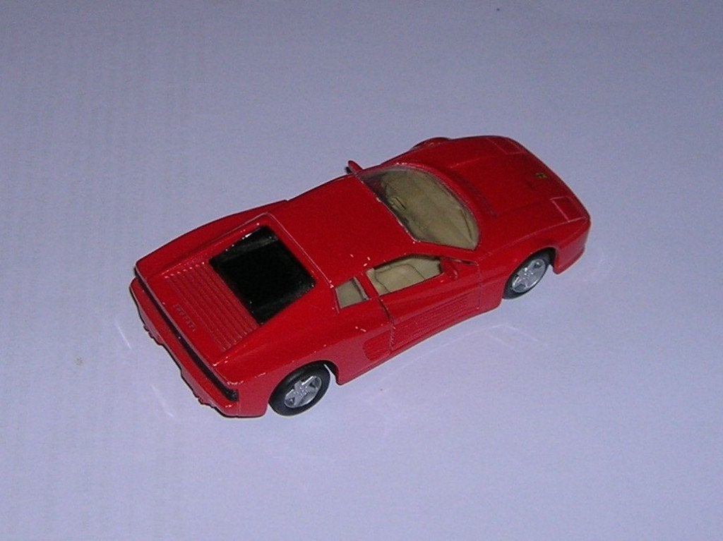 Maisto Ferrari 512 TR, Hobby & Loisirs créatifs, Voitures miniatures | Échelles Autre, Enlèvement, Voiture