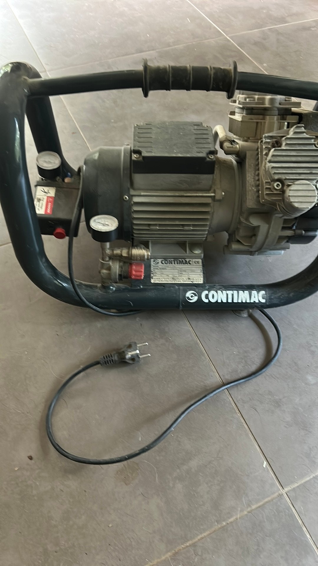 Contimac olievrije compressor, Bricolage & Construction, Compresseurs, Moins de 25 litres, Moins de 200 litres/min, Enlèvement