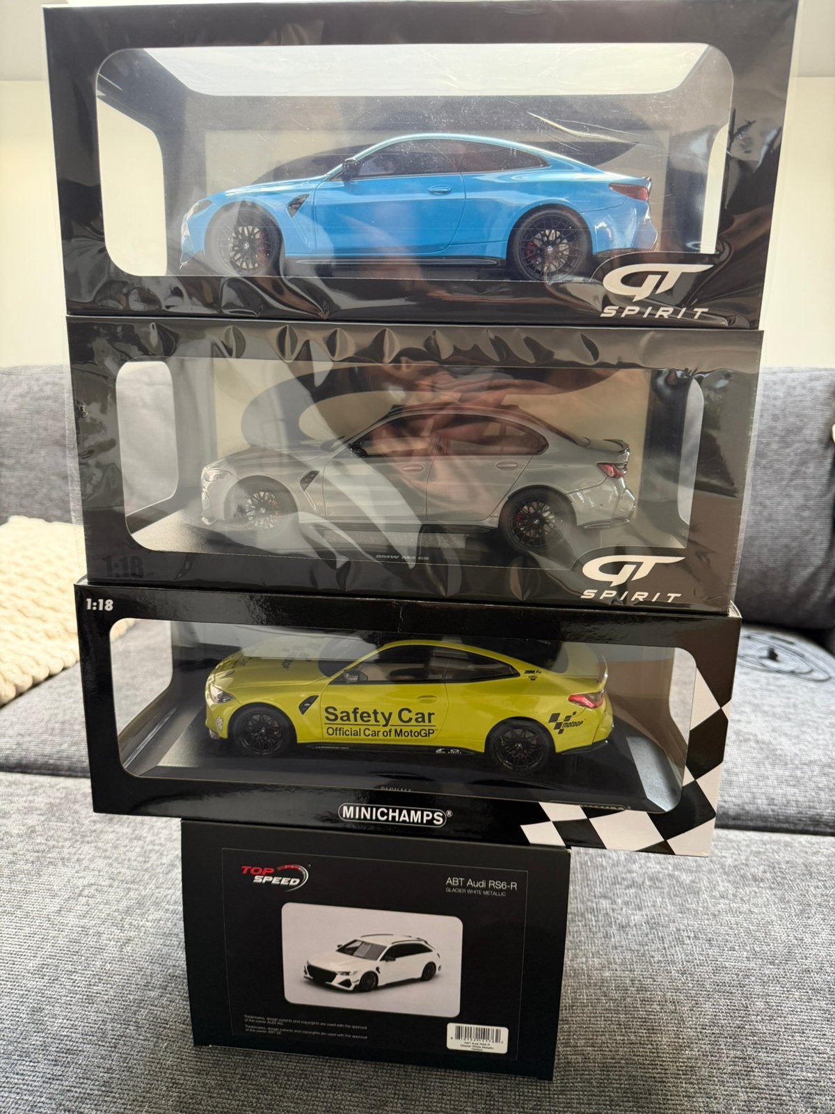 Miniatures 1/18, Enlèvement, Neuf, Voiture, Autres marques