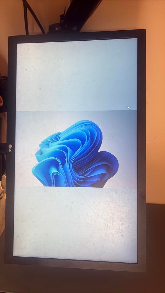 LG 75Hz monitor, Computers en Software, Monitoren, Kantelbaar, 1 tot 2 ms, 61 t/m 100 Hz, LED