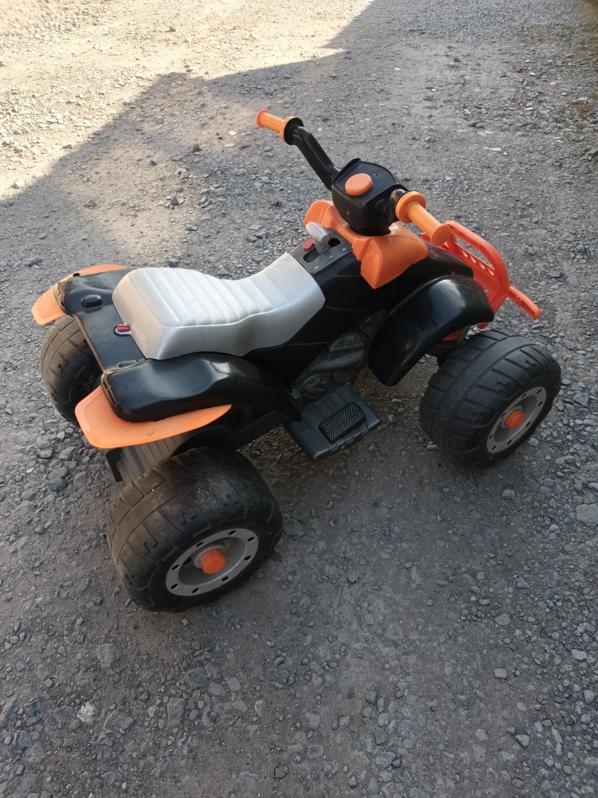 Quad électrique 12v pour enfants et ...
Peg-Perego
Pour enfa, Kinderen en Baby's, Speelgoed | Buiten | Skelters, Ophalen