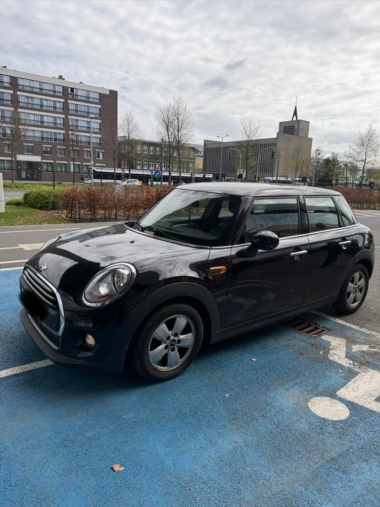 Mini Cooper– Euro 6 – Navi – Kleur Dashboard, Auto's, Mini, Particulier, Cooper, ABS, Diesel, Euro 6, Handgeschakeld, Ophalen