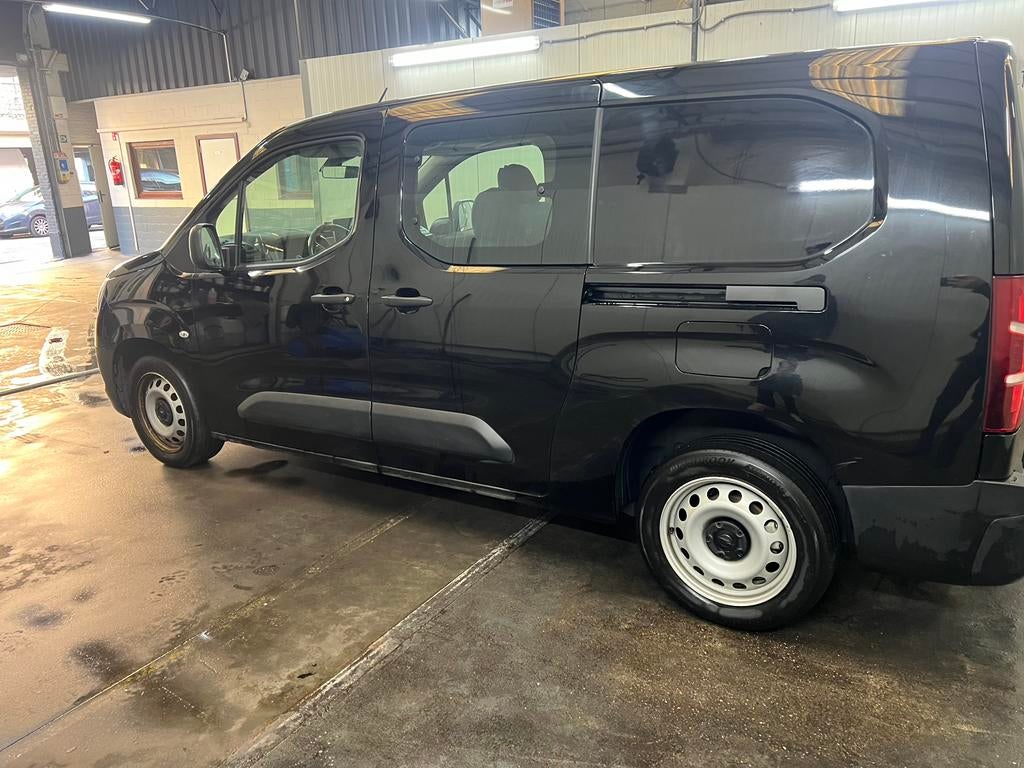 Opel Combo 1.5D L2H1 2023 87000Km Automaat, Auto's, Automaat, Monovolume, Euro 6, Zwart