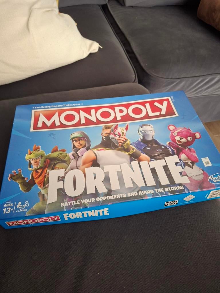 Monopoly Fortnite, Hobby en Vrije tijd, Gezelschapsspellen | Bordspellen, Ophalen