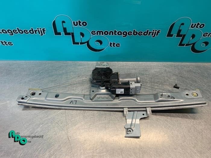 Mécanique vitre 2portes avant gauche d'un Peugeot 207 (207, -, 3 mois de garantie, Utilisé, -